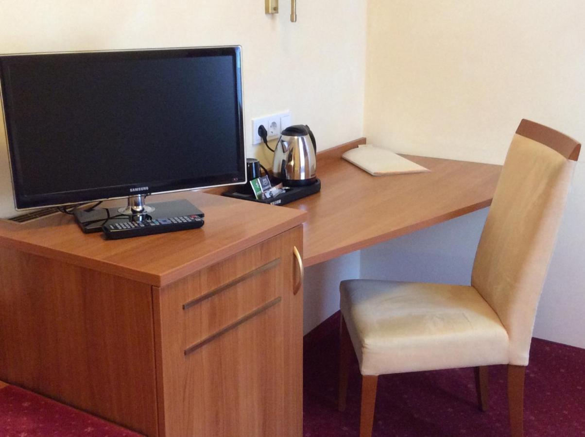 Hotel-Pension Berger ไฮเดลเบิร์ก ภายนอก รูปภาพ